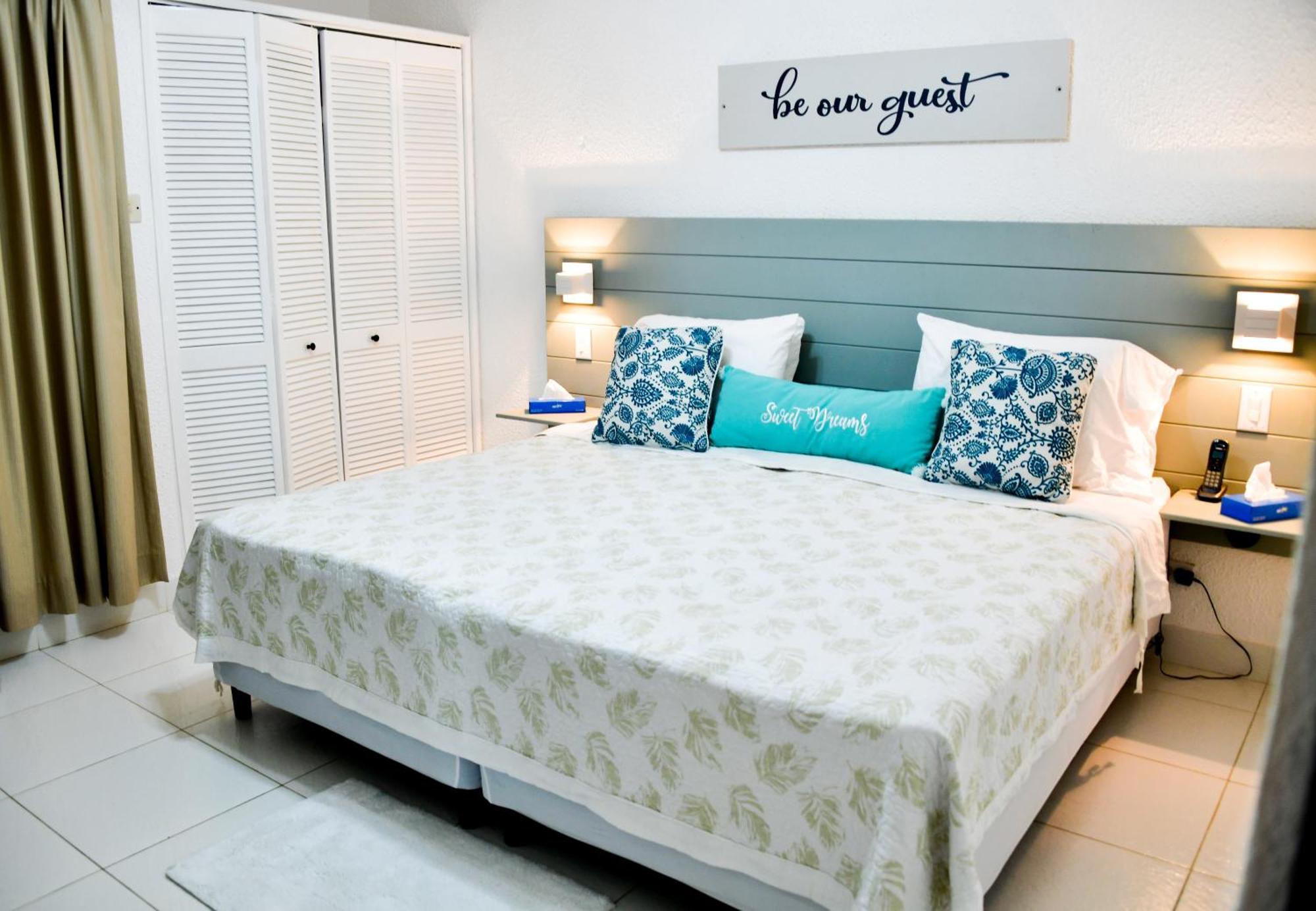Apartamento 316 Moonshine Bridgetown Exterior foto